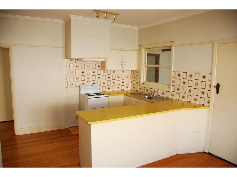 13 Dunrobin Street, Shepparton VIC 3630