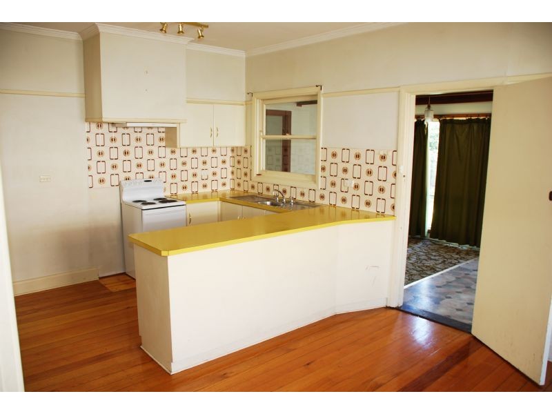 13 Dunrobin Street, Shepparton VIC 3630