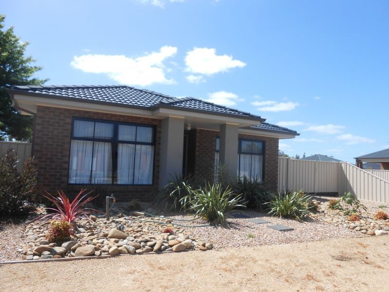 1 Hummingbird Place, Shepparton VIC 3630