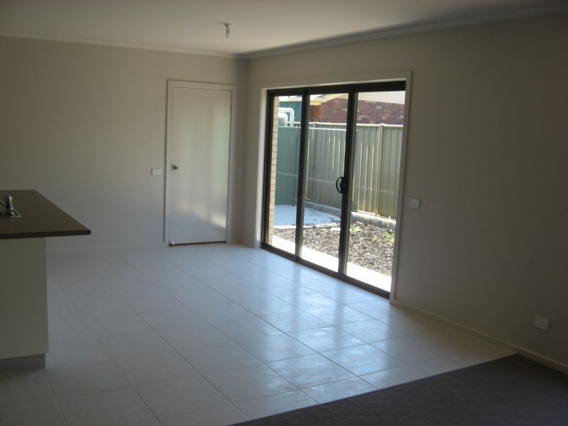 2/129 Ashenden Street, Shepparton VIC 3630