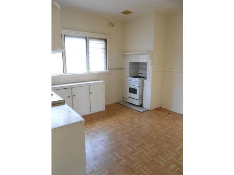 182 Hayes Street, Shepparton VIC 3630