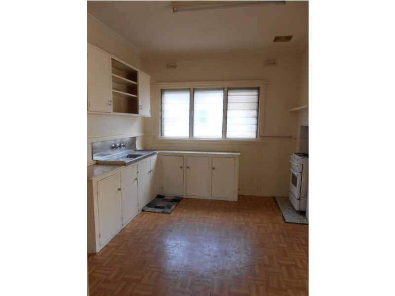 182 Hayes Street, Shepparton VIC 3630