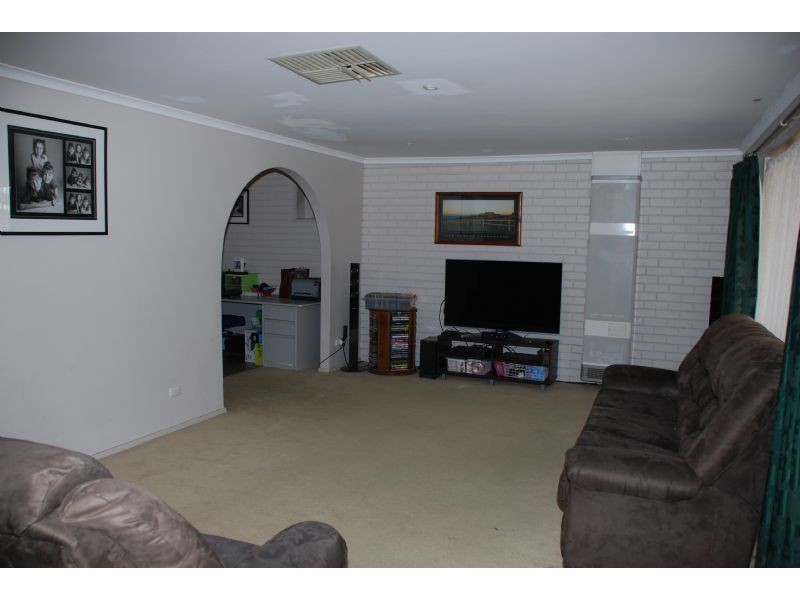 15 Wright Ave, Shepparton VIC 3630