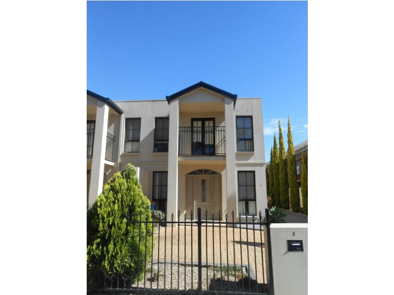 2/218 Fryers Street, Shepparton VIC 3630