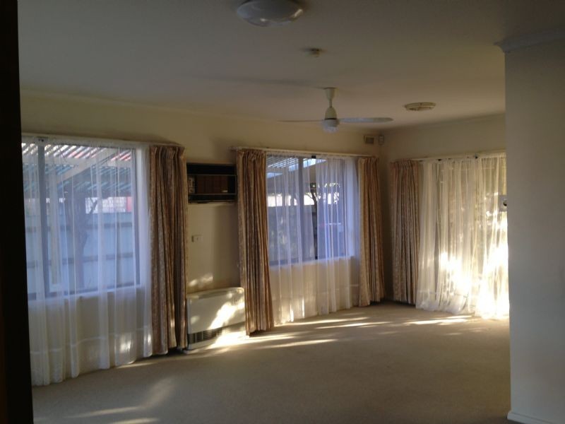 4 McPherson Road, Shepparton VIC 3630