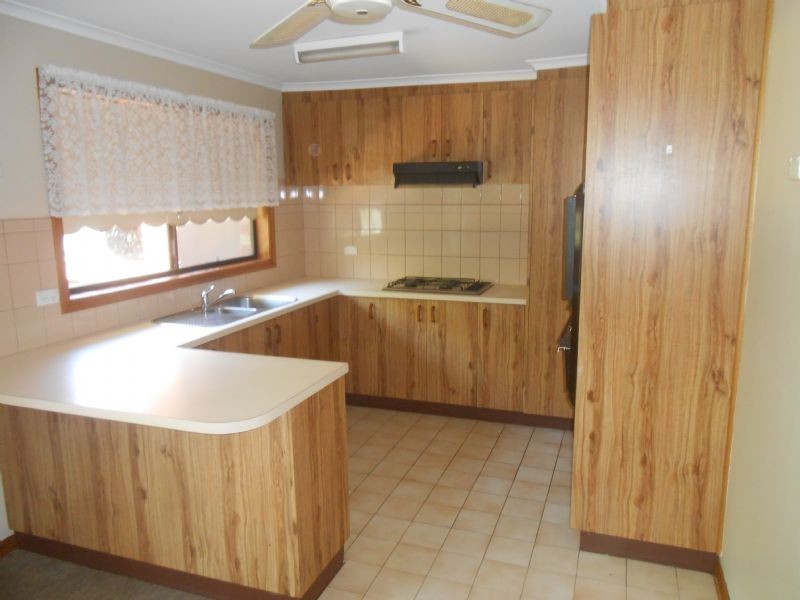 2/13 Maude Street, Shepparton VIC 3630