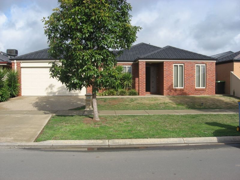 18 Taig Avenue, Kialla VIC 3631