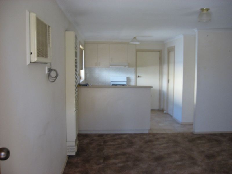 2/15 McKean Street, Mooroopna VIC 3629