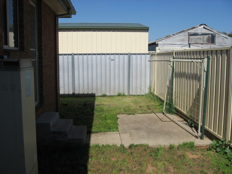2/15 McKean Street, Mooroopna VIC 3629