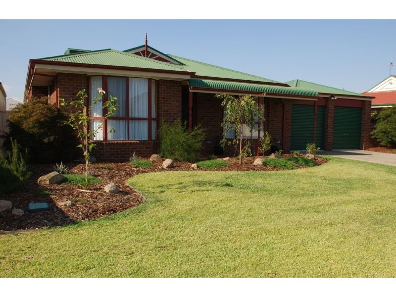 11 Page Court, Shepparton VIC 3630