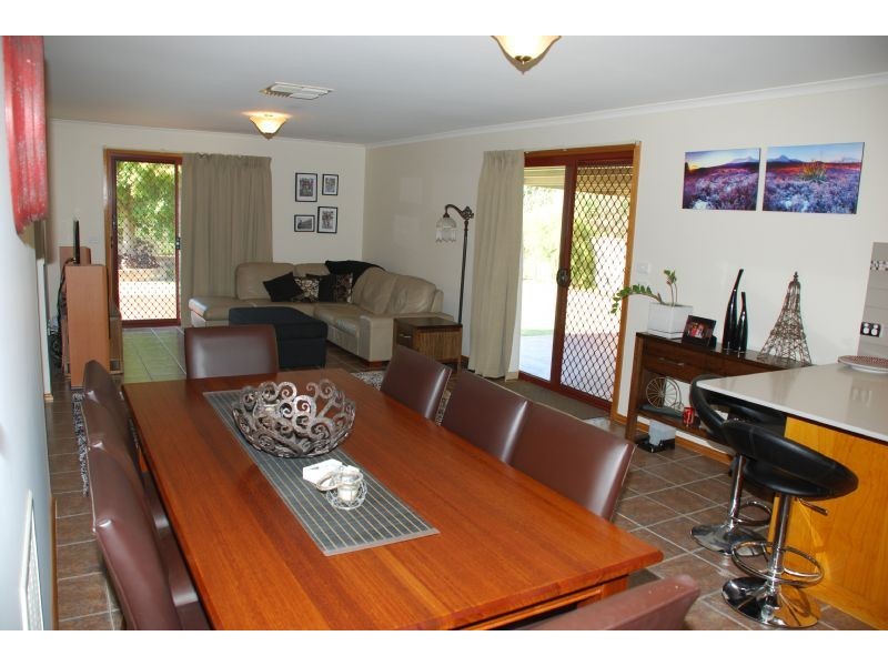 11 Page Court, Shepparton VIC 3630