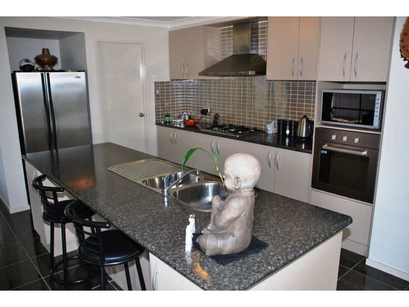 20 Brambuck Avenue, Kialla VIC 3631