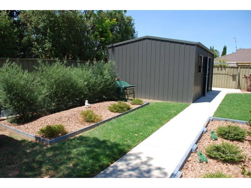 21 Hutchins Crescent, Mooroopna VIC 3629