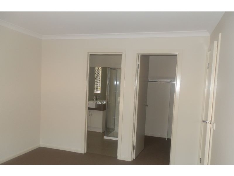 18 Noosa Crt, Shepparton VIC 3630