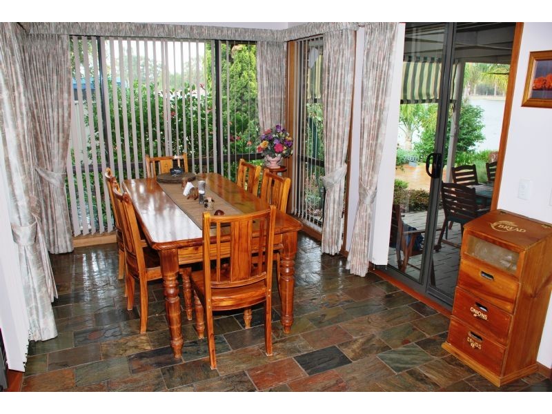 10 Craigmuir Drive, Mooroopna VIC 3629