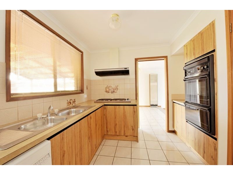 25 McCubbin Drive, Shepparton VIC 3630