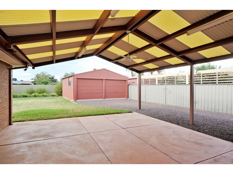 25 McCubbin Drive, Shepparton VIC 3630