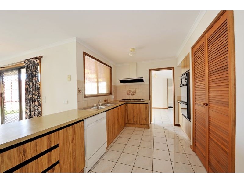 25 McCubbin Drive, Shepparton VIC 3630