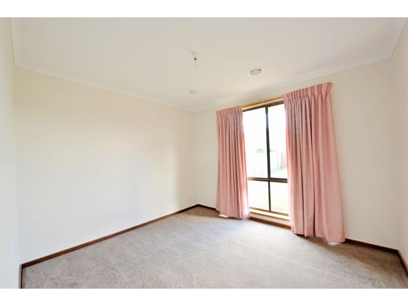 25 McCubbin Drive, Shepparton VIC 3630