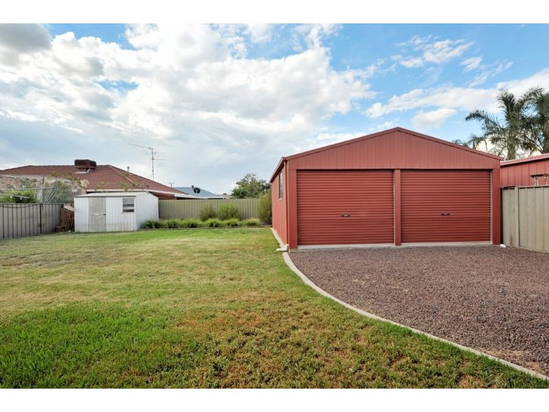 25 McCubbin Drive, Shepparton VIC 3630