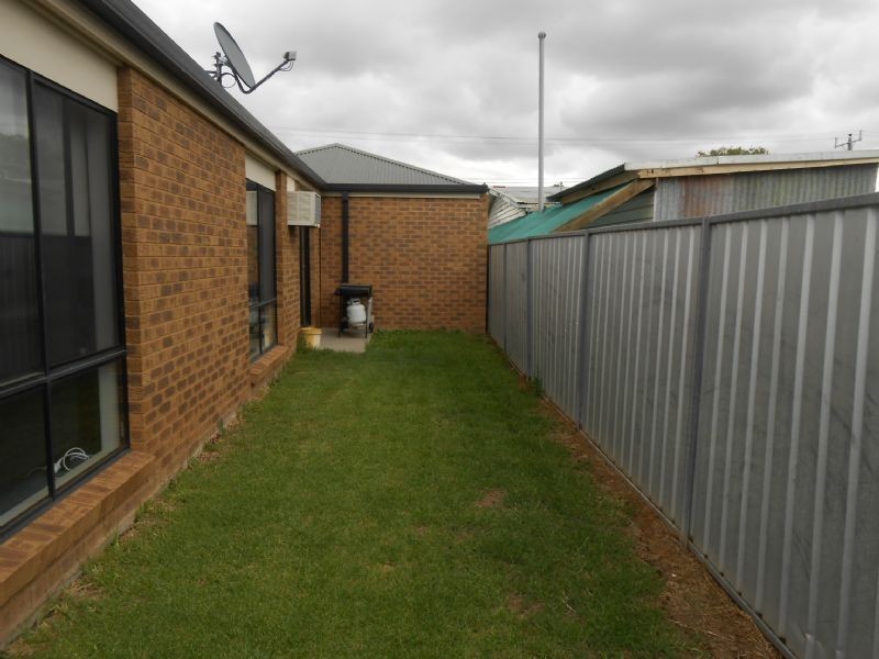 2/33 McDonald Street, Shepparton VIC 3630