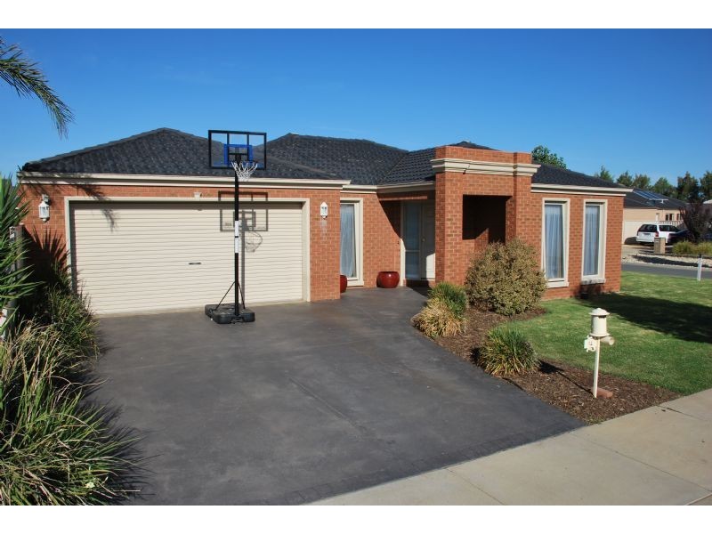 11 Fig Avenue, Shepparton VIC 3630