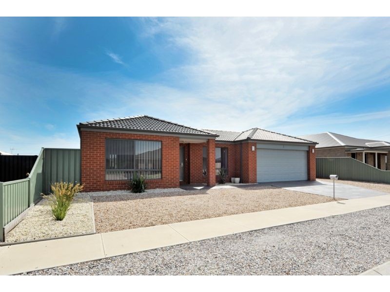 43 Oxbow Avenue, Shepparton VIC 3630