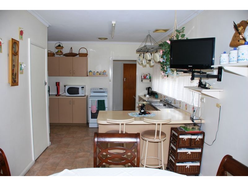 27 Hillier Street, Shepparton VIC 3630