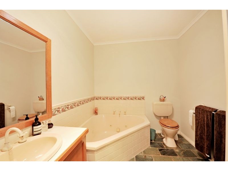 13 Attwood Court, Shepparton VIC 3630