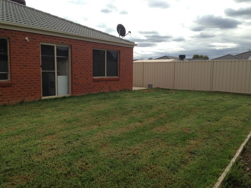 7 Flametree Crt, Kialla VIC 3631