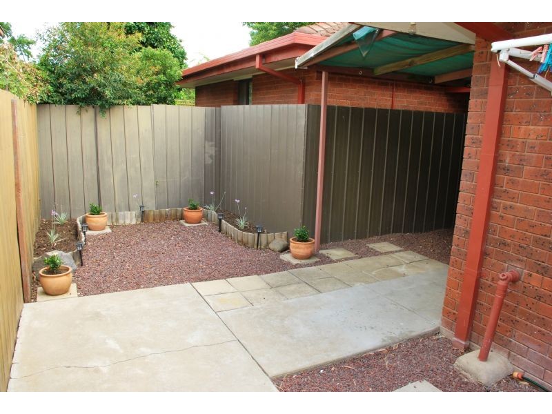 1/8 Oram Avenue, Shepparton VIC 3630