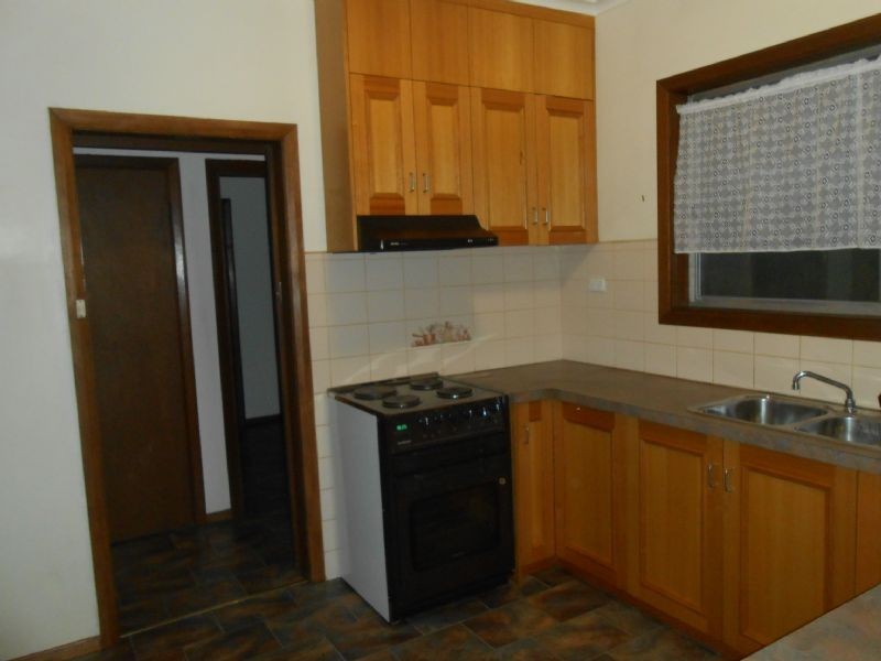 9 Pearce St, Shepparton VIC 3630