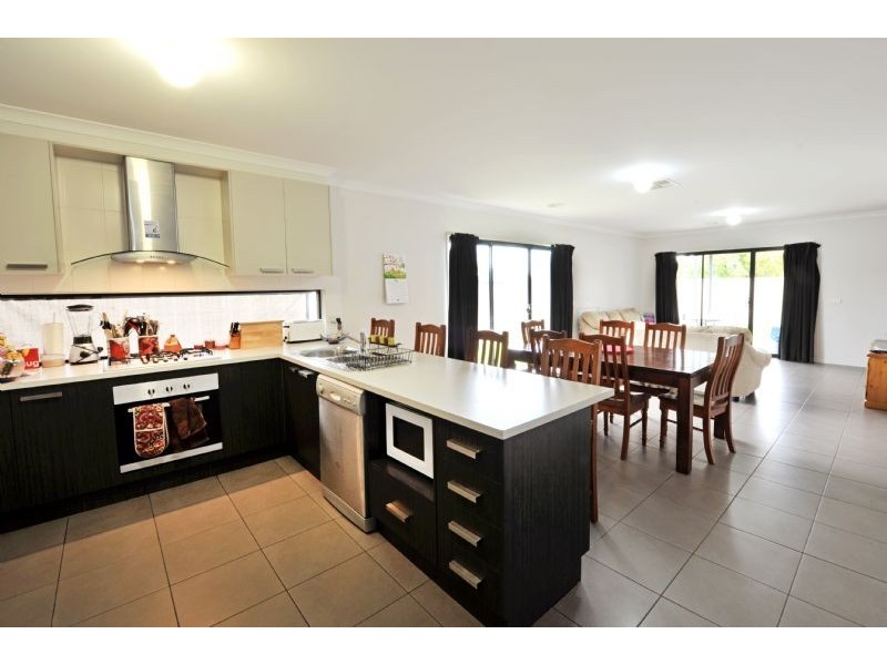 36 Nightingale Way, Shepparton VIC 3630
