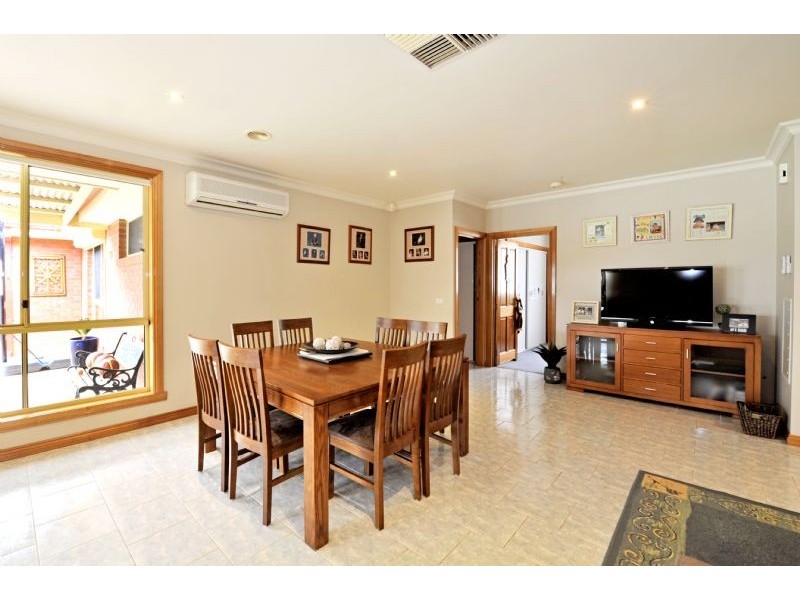 13 Mokoan Avenue, Kialla VIC 3631