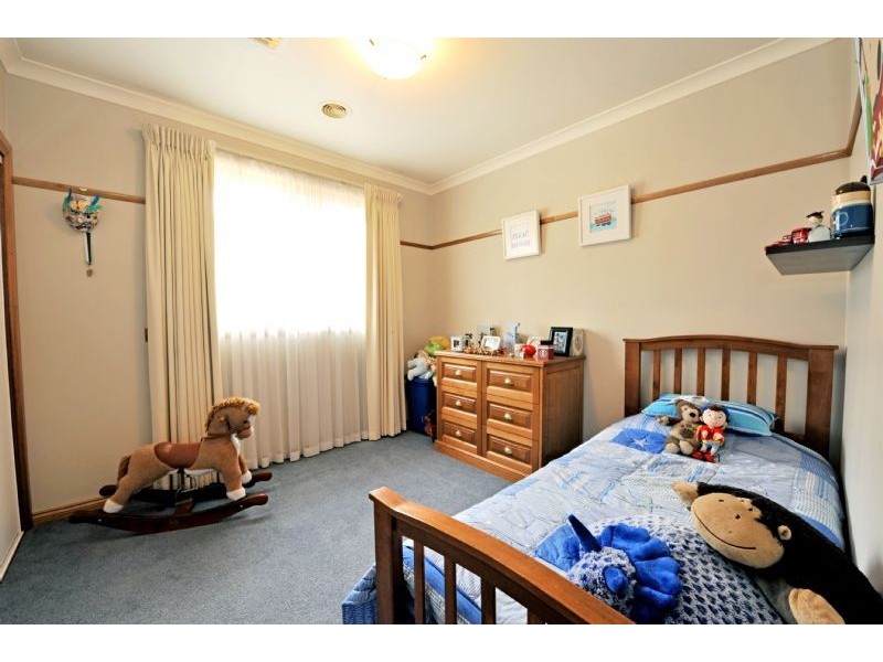 13 Mokoan Avenue, Kialla VIC 3631