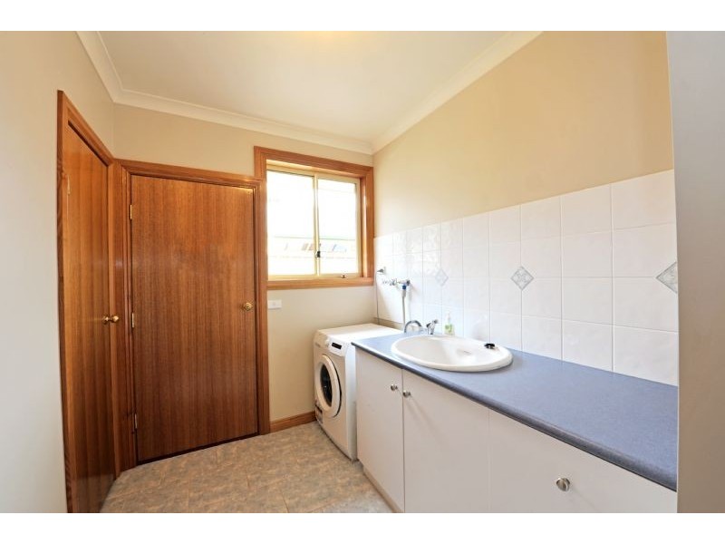 13 Mokoan Avenue, Kialla VIC 3631