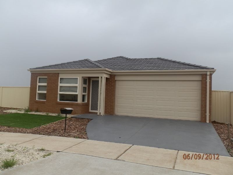 15 Westminster Ave, Shepparton VIC 3630