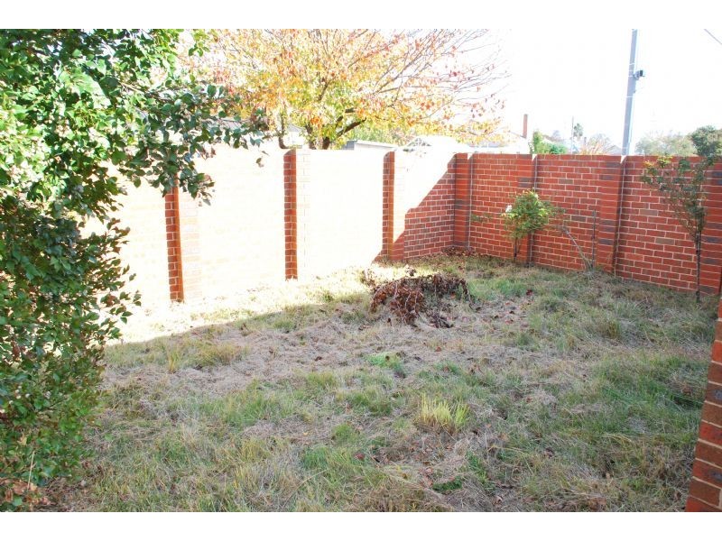 2/27 Middleton Street, Shepparton VIC 3630