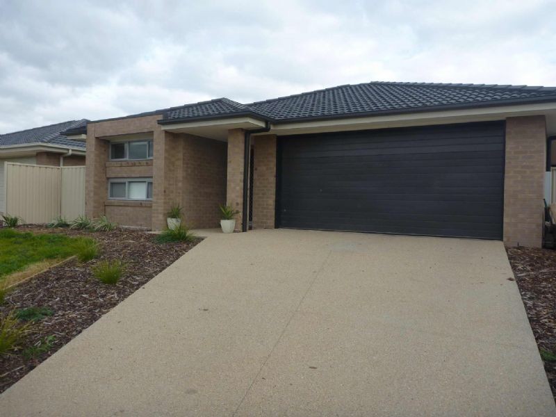 11 Mozart Ave, Shepparton VIC 3630