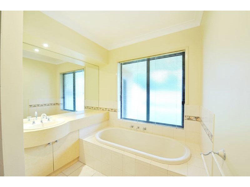 13 Ryeland Drive, Shepparton VIC 3630