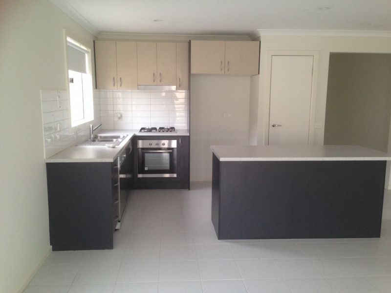 6 Westminster Ave, Shepparton VIC 3630