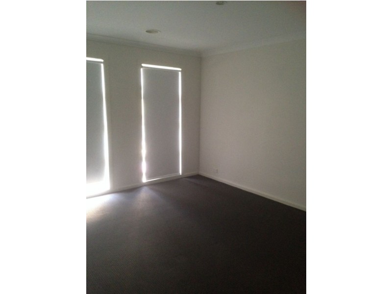 6 Westminster Ave, Shepparton VIC 3630