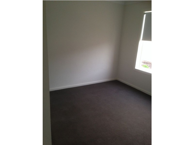 6 Westminster Ave, Shepparton VIC 3630