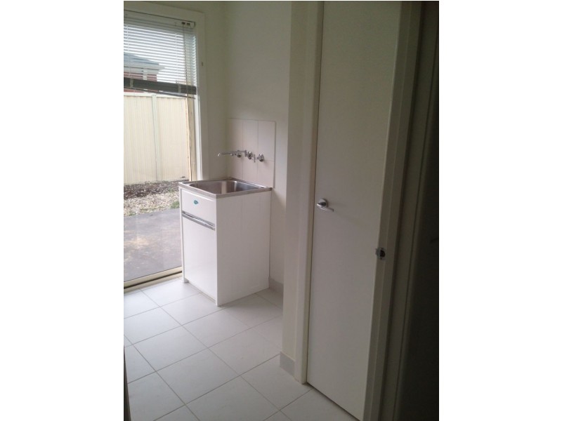 6 Westminster Ave, Shepparton VIC 3630