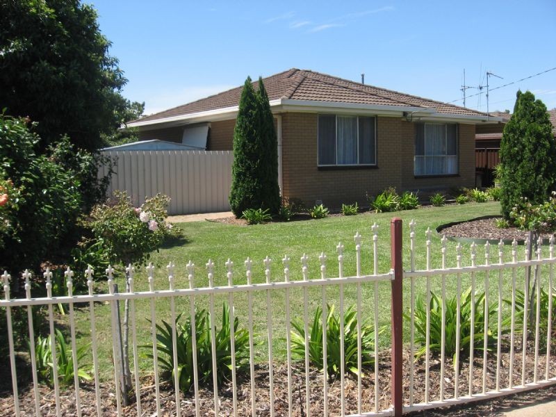 94 Hall Street, Mooroopna VIC 3629