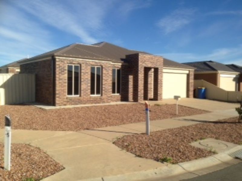 20 Westminster Ave, Shepparton VIC 3630