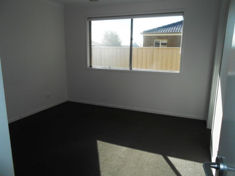15 Mozart Ave, Shepparton VIC 3630