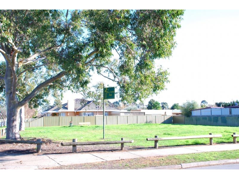 9-11 Fahey Street, Shepparton VIC 3630