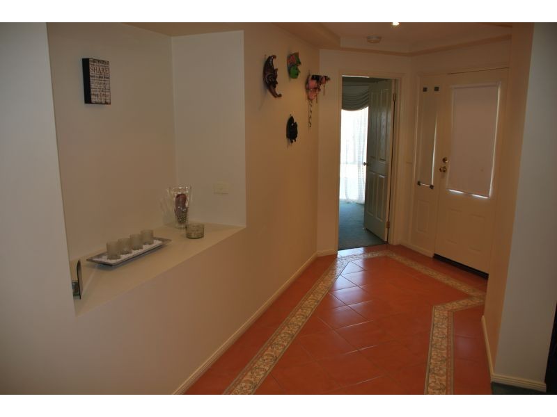 2 Hereford Drive, Shepparton VIC 3630