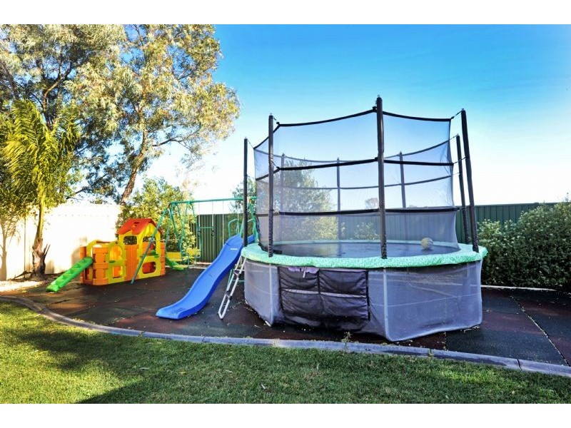 88 Waranga Drive, Kialla VIC 3631